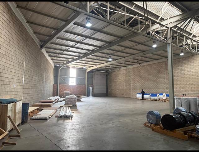 1,065M² MINI FACTORY TO LET IN CITY DEEP