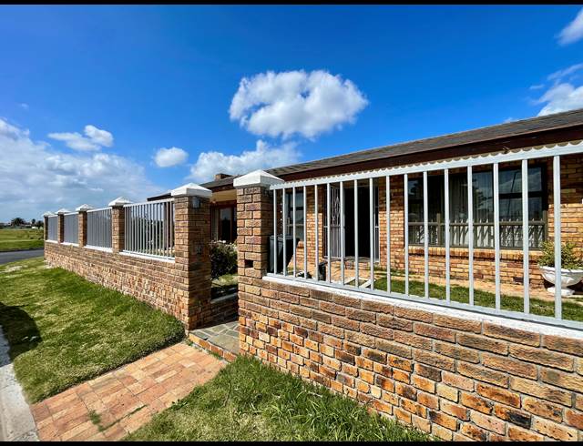 3 BEDROOM HOUSE RENTED IN STEENBERG