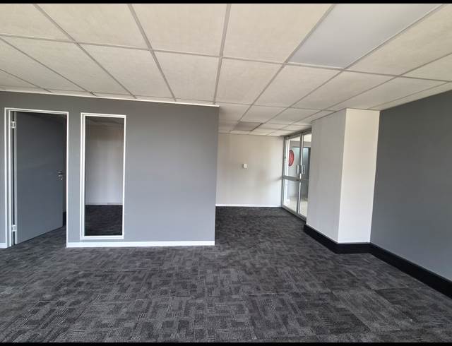 193M² OFFICE TO LET IN ALLANDALE