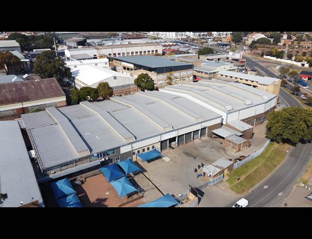 9,946M² WAREHOUSE TO LET IN WYNBERG