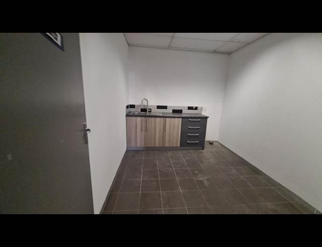 BUSINESS PROPERTY TO RENT IN FAERIE GLEN