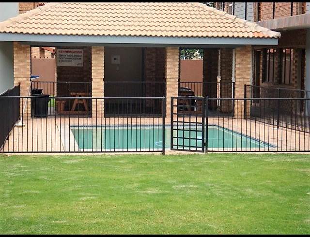 2 BEDROOM PROPERTY TO RENT IN BULT WEST