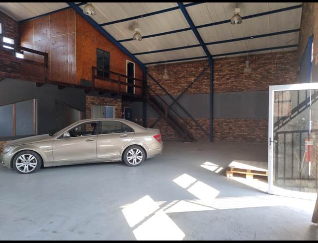300M² WAREHOUSE TO LET IN NELSPRUIT INDUSTRIAL