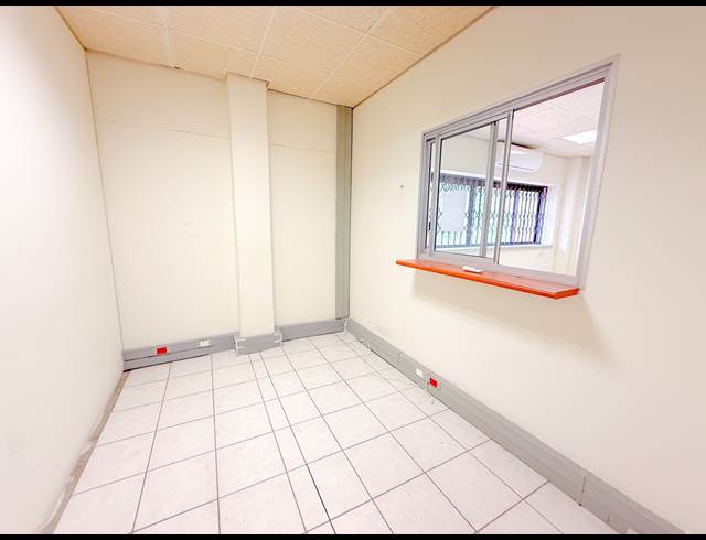 150M² OFFICE TO LET IN EMPANGENI CENTRAL