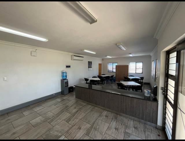 940M² WAREHOUSE TO LET IN DALPARK