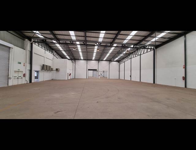 1,281M² WAREHOUSE TO LET IN AIRPORT INDUSTRIA