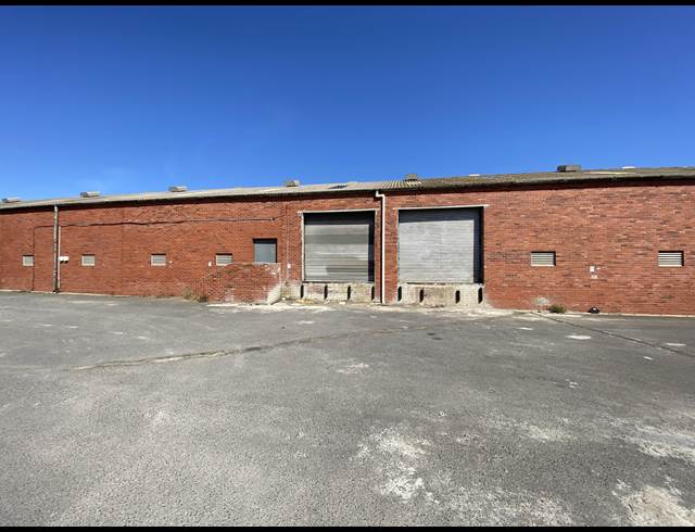 4,000M² WAREHOUSE TO LET IN EPPING INDUSTRIAL