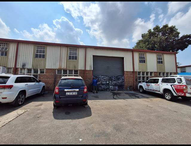 478M² WAREHOUSE TO LET IN DENVER