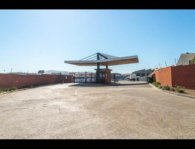 9,745M² WAREHOUSE TO LET IN ELSIES RIVER INDUSTRIAL