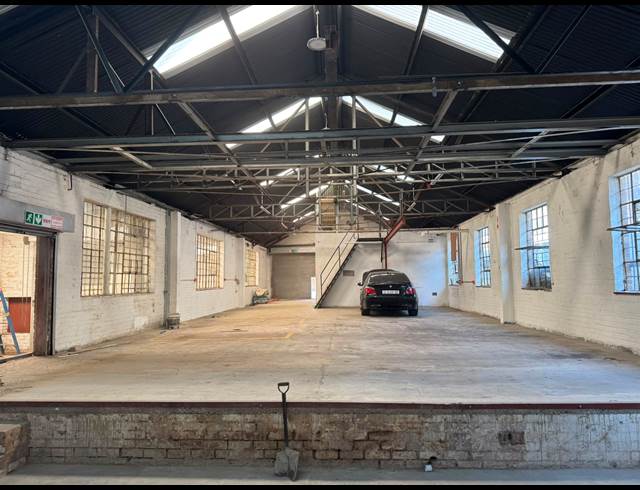 400M² WAREHOUSE TO LET IN BOOYSENS RESERVE