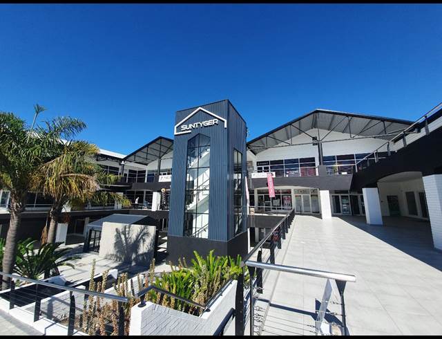 193.31M² OFFICE TO LET IN TYGER VALLEY