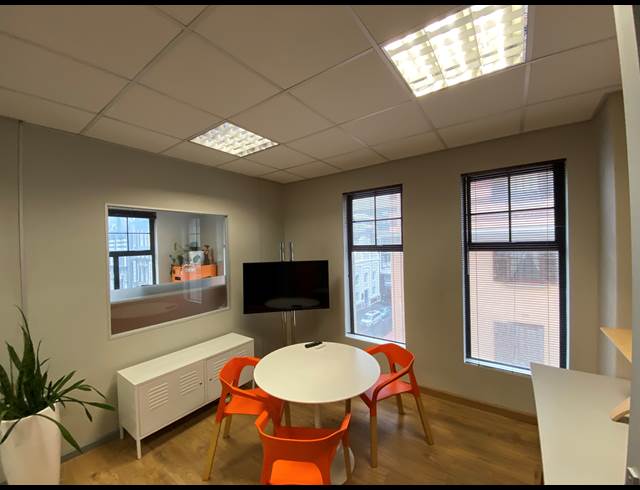 185M² OFFICE TO LET IN CAPE TOWN CITY CENTRE