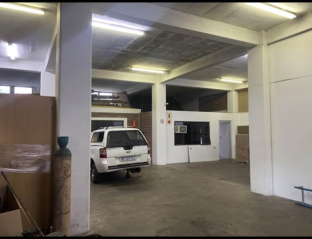 268M² MINI FACTORY TO LET IN PINETOWN CENTRAL