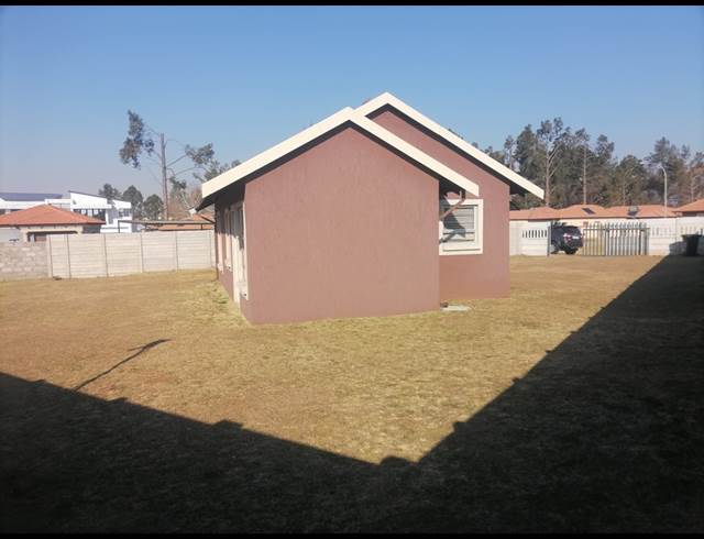 3 bed property to rent in STRUBENVALE