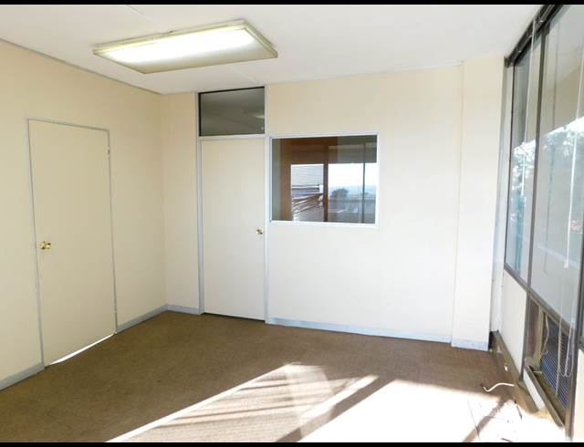 291M² OFFICE TO LET IN FERNDALE