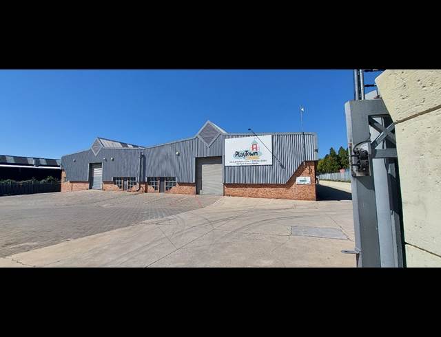 2,316M² WAREHOUSE TO LET IN ROOIHUISKRAAL