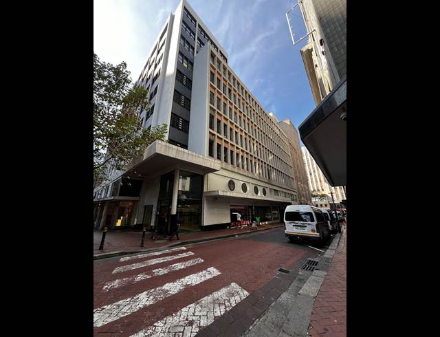 7,303M² OFFICE TO LET IN CAPE TOWN CITY CENTRE