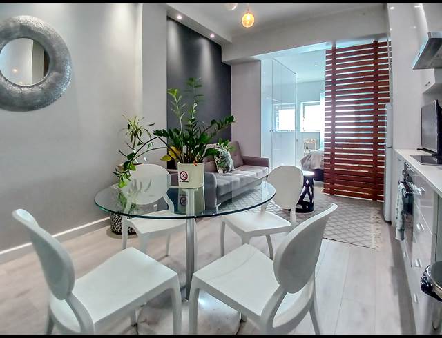 0.5 BEDROOM STUDIO APARTMENT RENTED IN THREE ANCHOR BAY