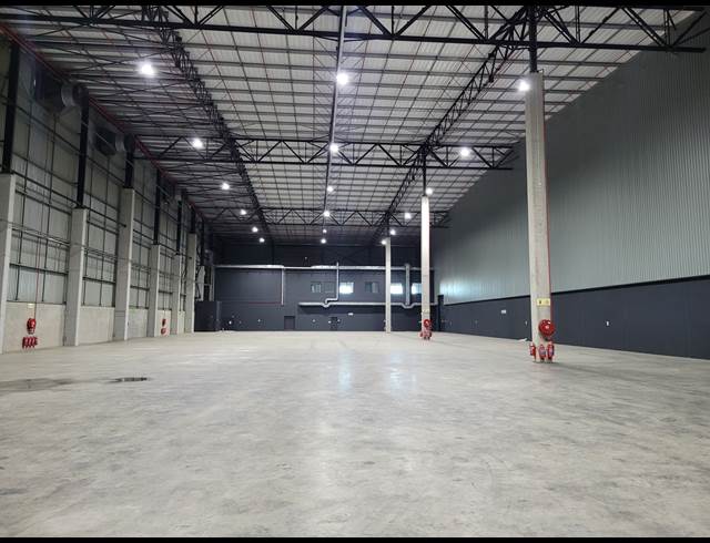 3,851M² WAREHOUSE TO LET IN ATLANTIC HILLS