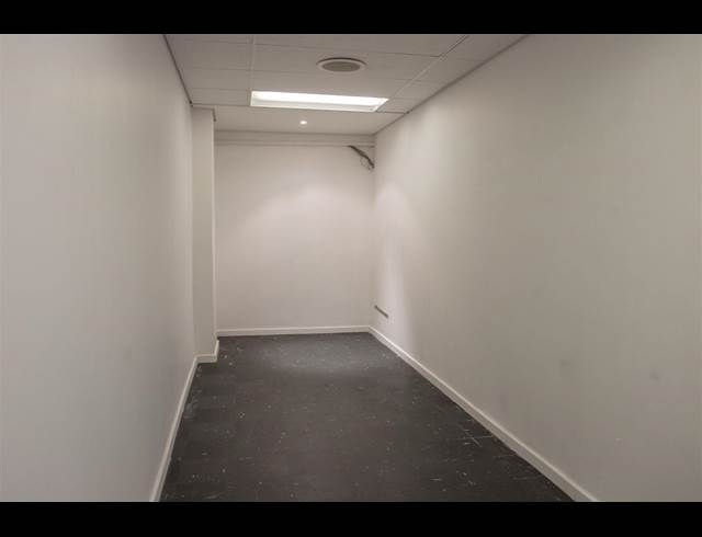 10,744M² OFFICE TO LET IN RANDJESPARK