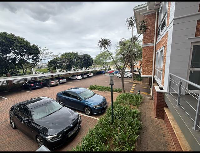 308M² OFFICE TO LET IN BROADLANDS