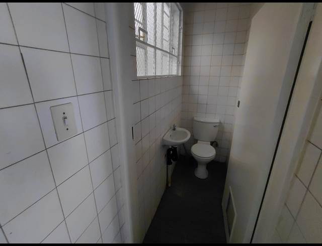 430M² OFFICE TO LET IN HALFWAY GARDENS