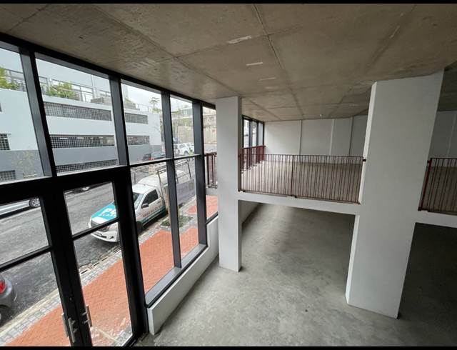 300M² RETAIL TO LET IN GREEN POINT