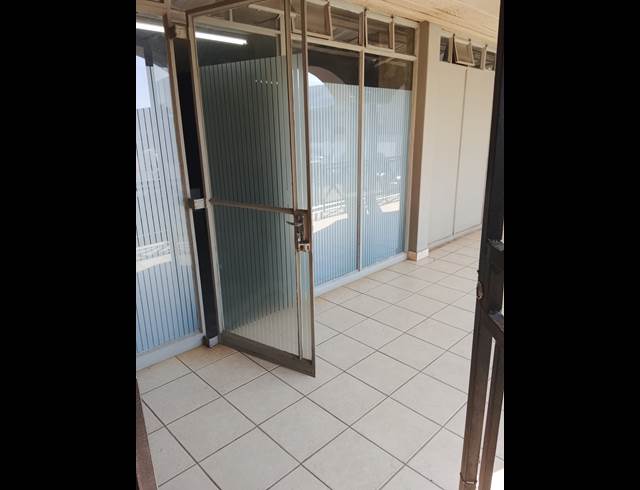 269M² OFFICE TO LET IN WAVERLEY