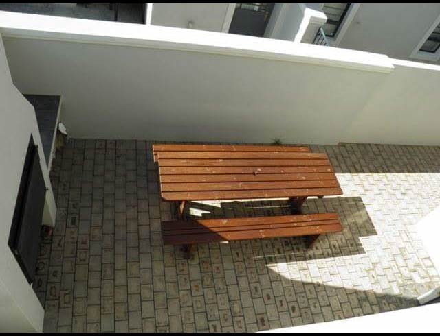 2 bed property to rent in REUNION PARK