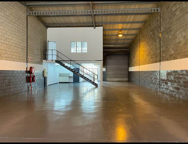 300M² WAREHOUSE RENTED IN SPARTAN