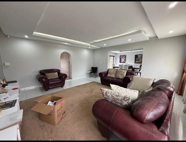 4 BEDROOM PROPERTY TO RENT IN SUNAIR PARK