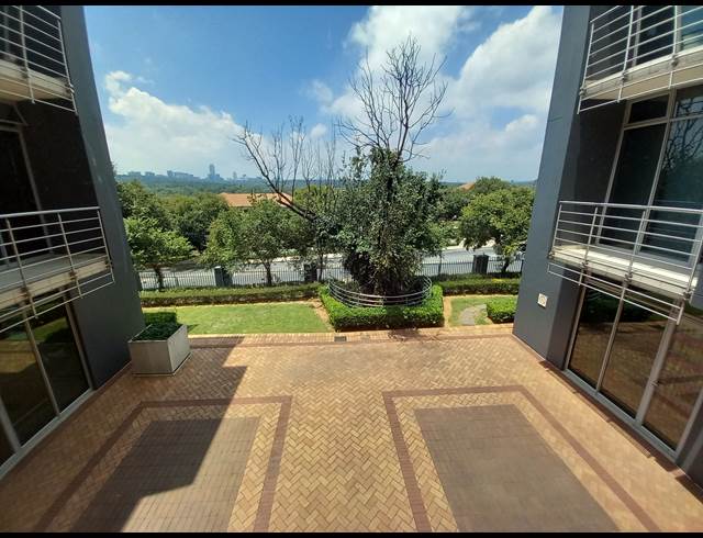 658M² OFFICE TO LET IN BRYANSTON