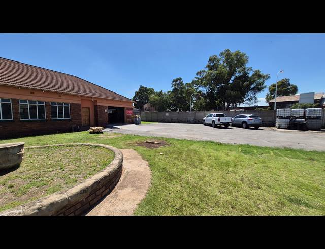 310M² FACTORY TO LET IN BOKSBURG EAST