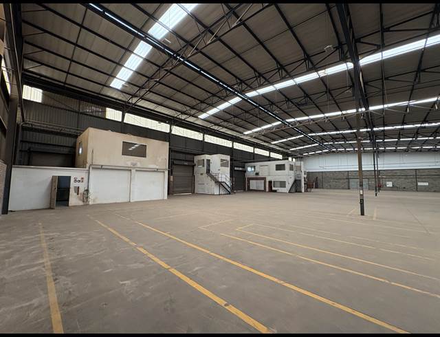 6,560M² WAREHOUSE TO LET IN HUGHES