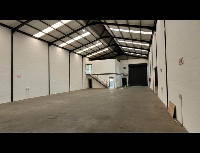 420M² WAREHOUSE TO LET IN RIVERGATE