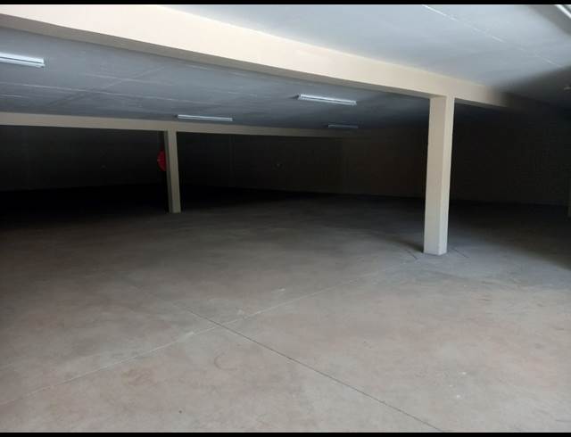 984M² WAREHOUSE TO LET IN POMONA