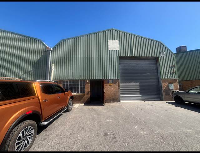 514M² WAREHOUSE TO LET IN PAROW EAST