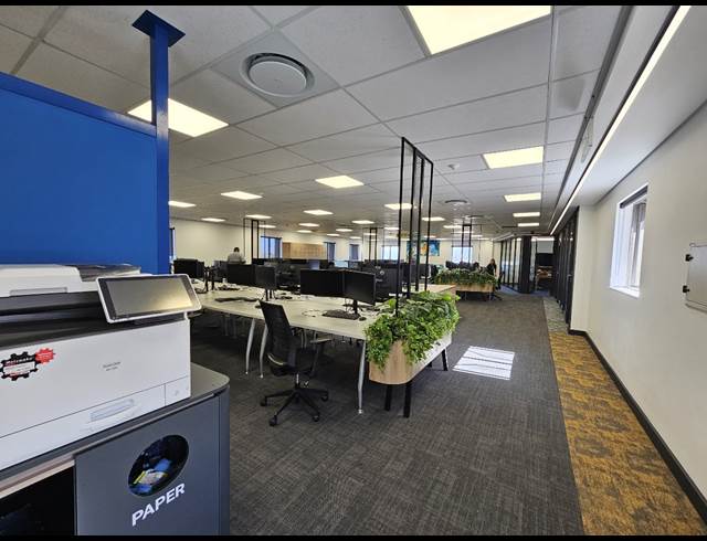1,753M² OFFICE TO LET IN CENTURY CITY