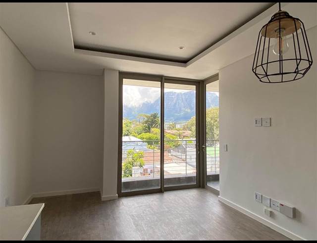 2 bed property to rent in KENILWORTH