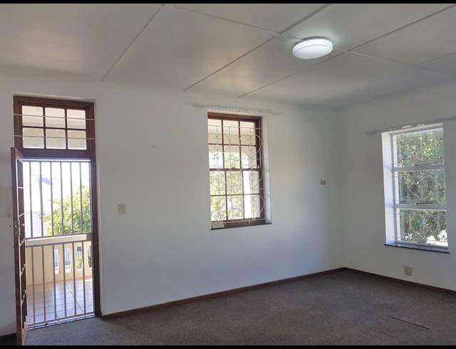 2 bed property to rent in WORCESTER CENTRAL