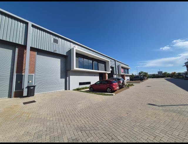 332M² WAREHOUSE TO LET IN BONNIE BRAE