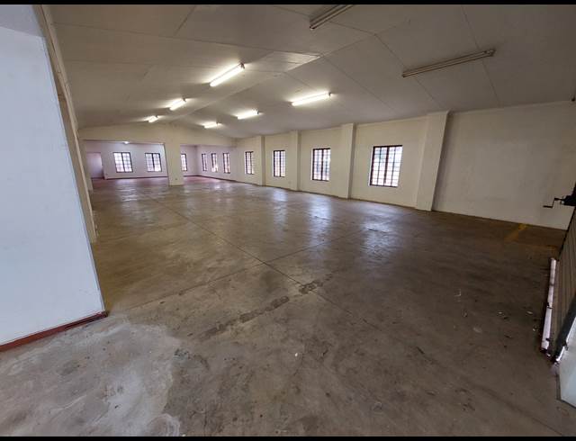 470M² FACTORY TO LET IN MOREHILL