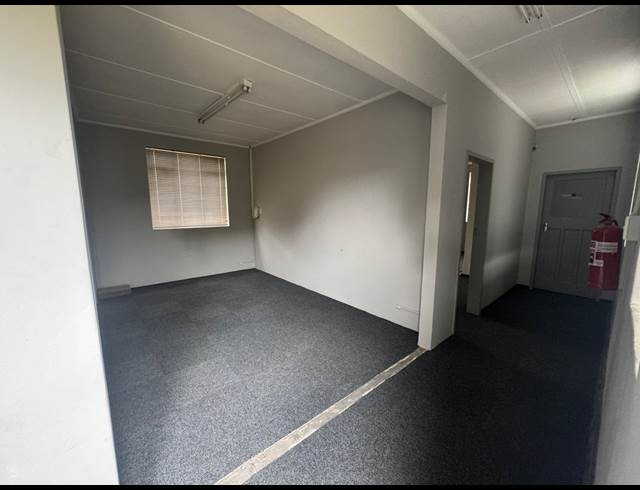 159M² OFFICE TO LET IN MODDERFONTEIN