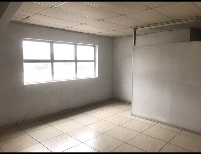 279M² WAREHOUSE TO LET IN WESTMEAD