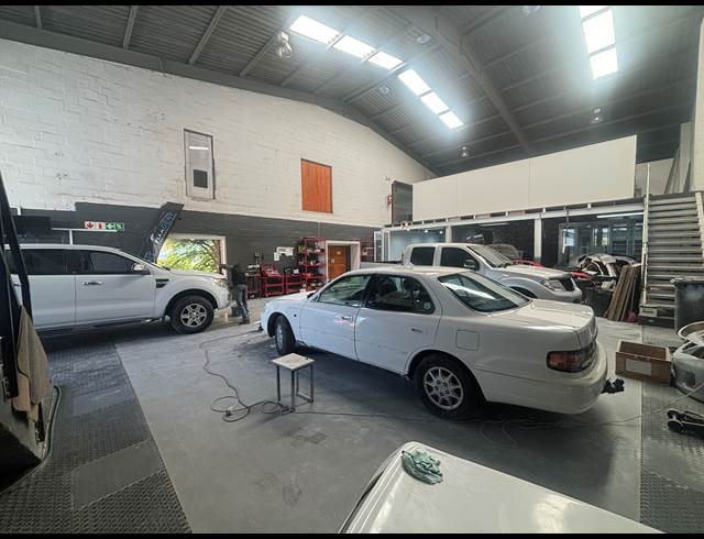 474M² RETAIL TO LET IN SOMERSET WEST BUSINESS PARK