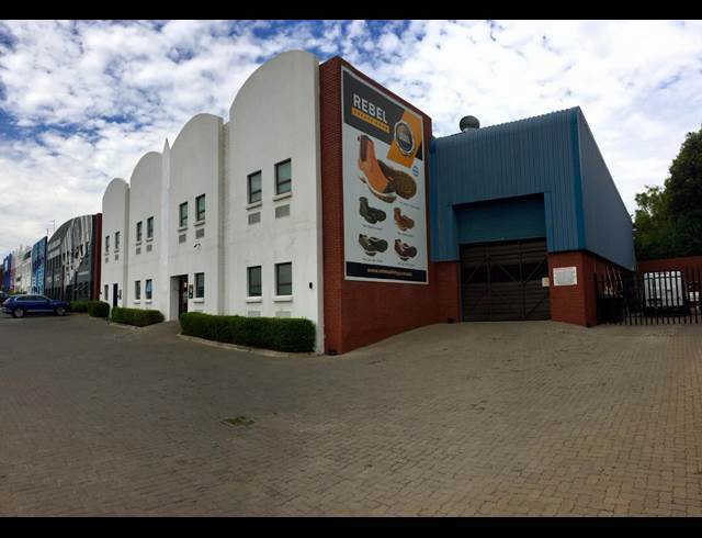709M² WAREHOUSE TO LET IN STRIJDOMPARK