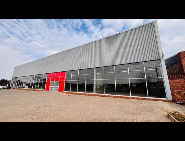2,442M² WAREHOUSE TO LET IN DUNCANVILLE