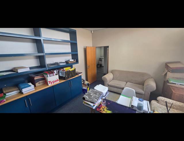 130M² OFFICE TO LET IN NELSPRUIT CENTRAL