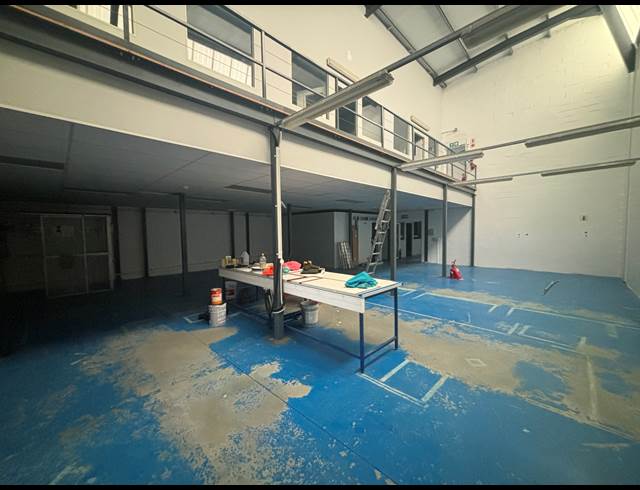 455M² WAREHOUSE TO LET IN FIRGROVE