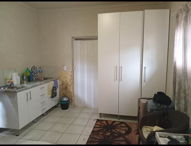 1 BEDROOM APARTMENT TO LET IN COSMO CITY
